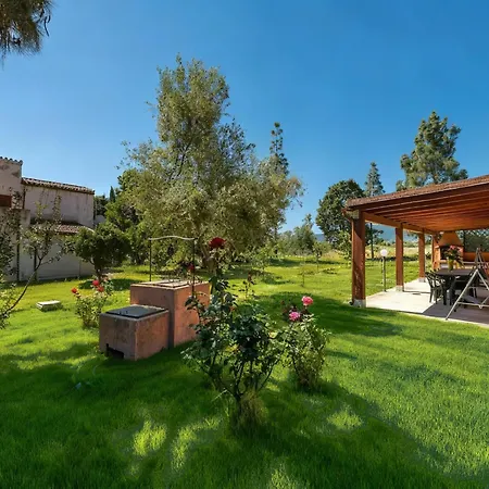 Giulietta Villa *
